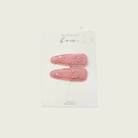 Peony Eyelet Set Hairclips
