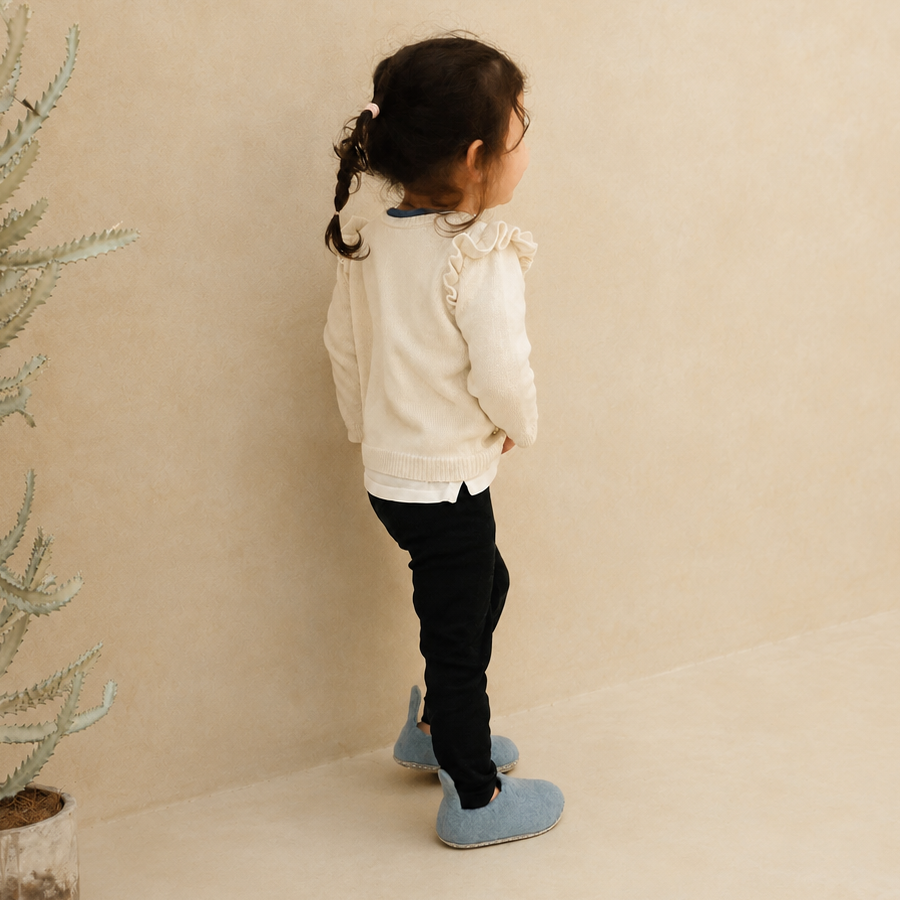 KIDS SLIPPERS