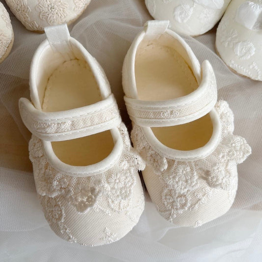 Lynn Lace Prewalker Baby Shoes