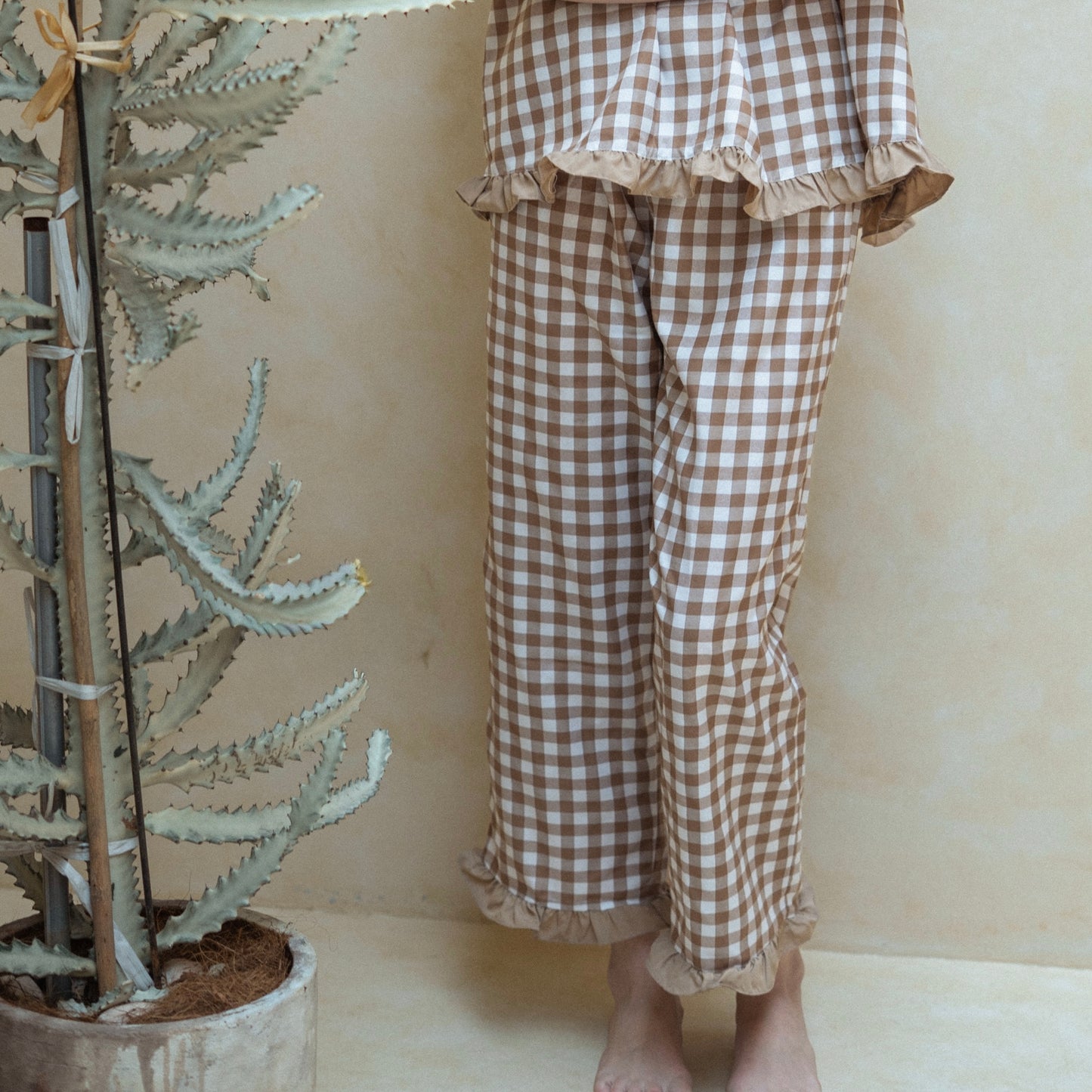Carmen Gingham Frill Long Set - Mocha