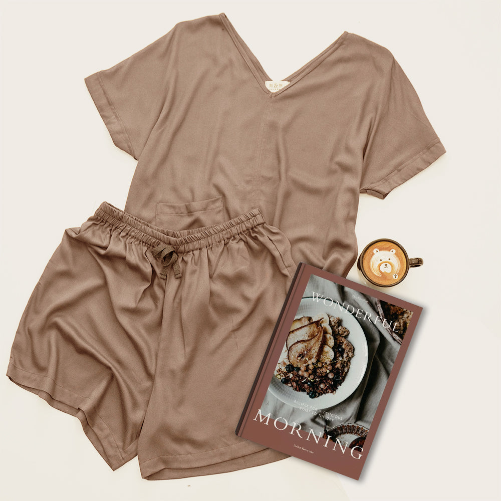 Basic Short V-neck Set