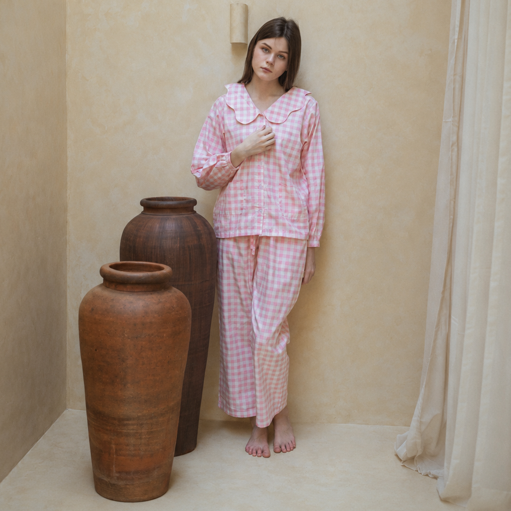 Emelie Pink Scallop Collar Long Set