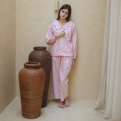 Emelie Pink Scallop Collar Long Set