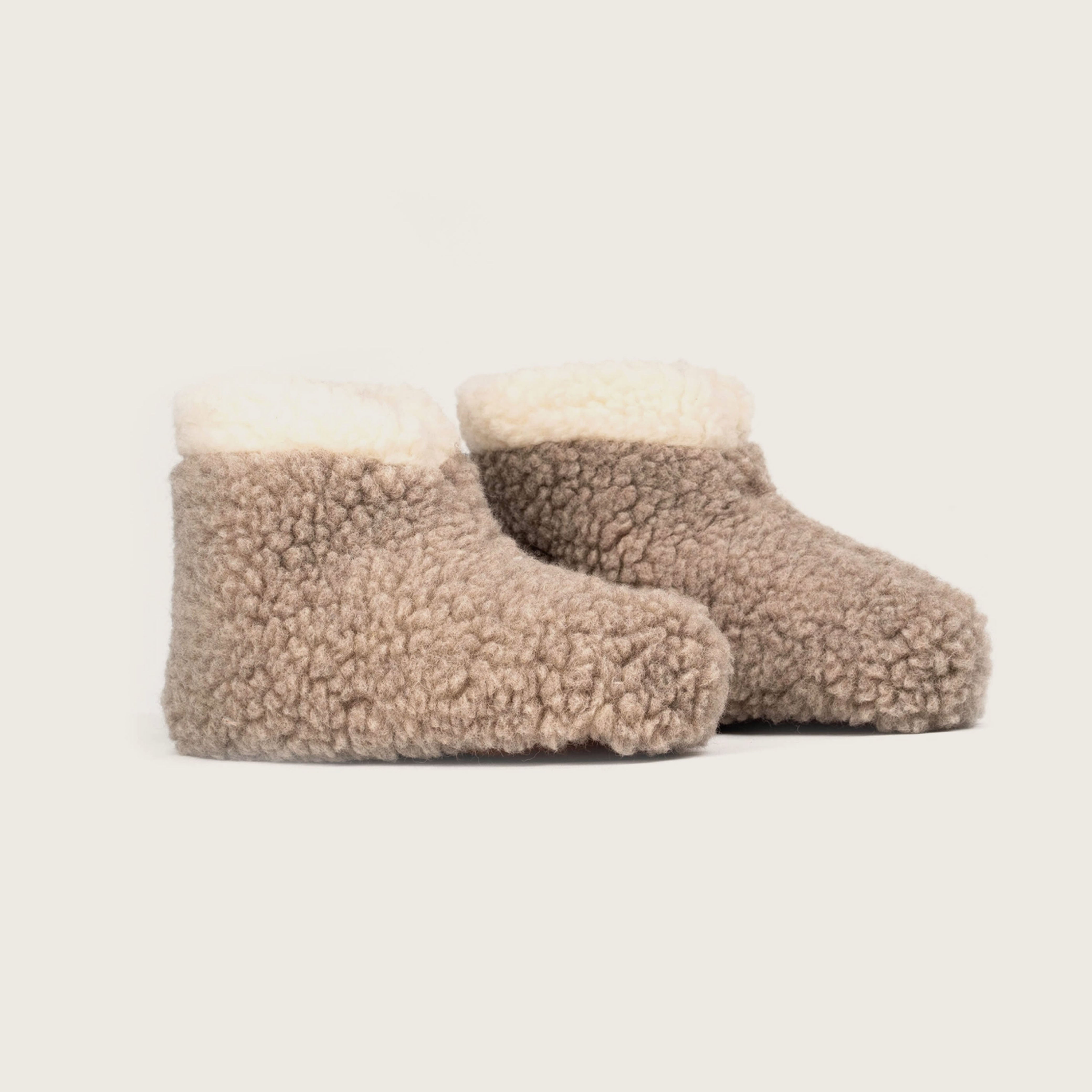 Sherpa Woollen Boots - Inside White / Outside Light Brown
